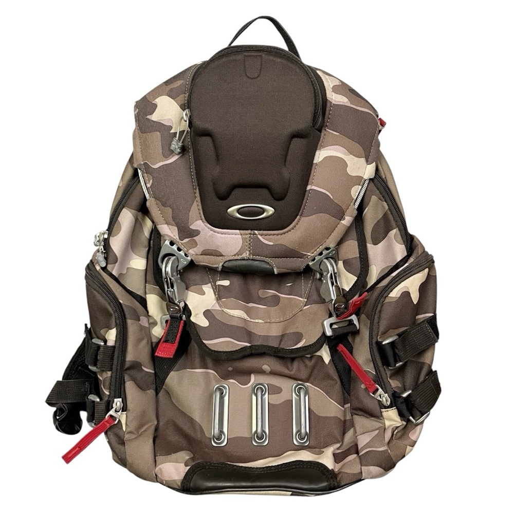 Oakley Bathroom Sink Backpack Heavy Duty Hooks Camo Desert Tactical Hiking